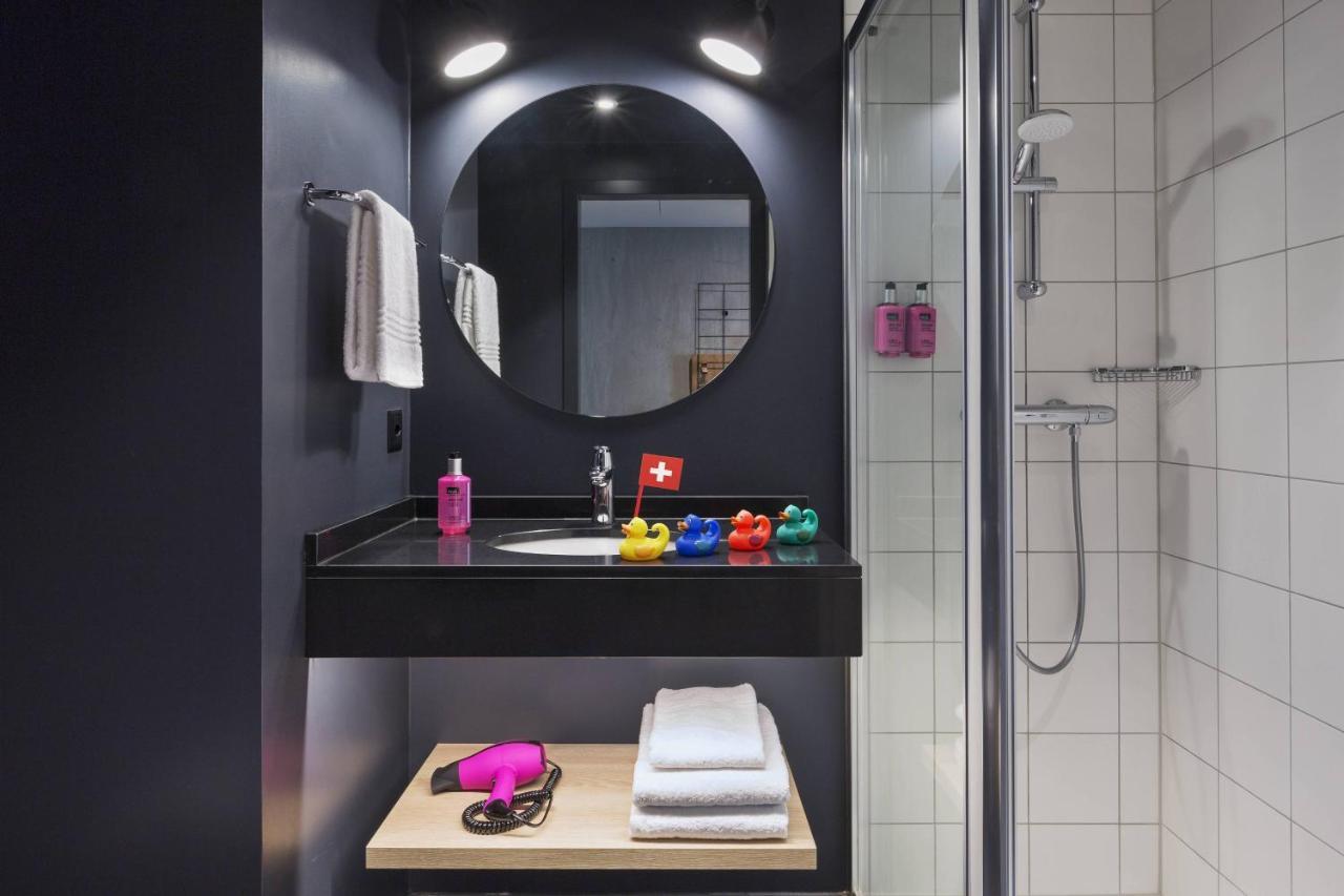 Moxy Lausanne City Ngoại thất bức ảnh